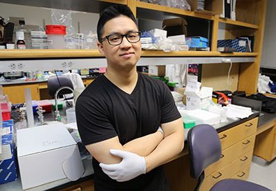 Image of Dr. Simon Chu in the lab